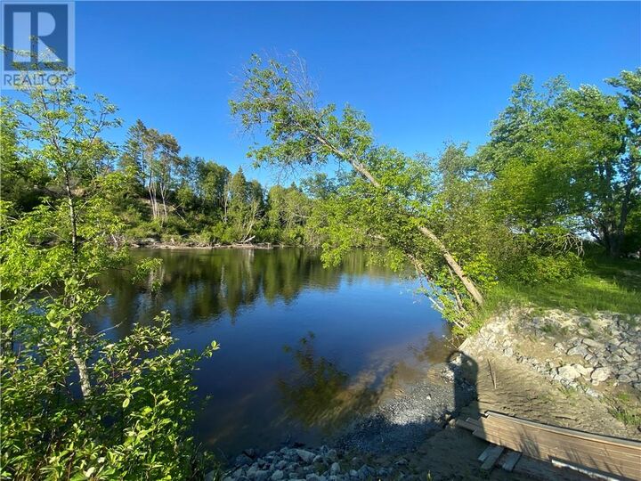 Photo de la propriété:  1767 (Lot 7) Hwy 575  ON P0M 1N0 