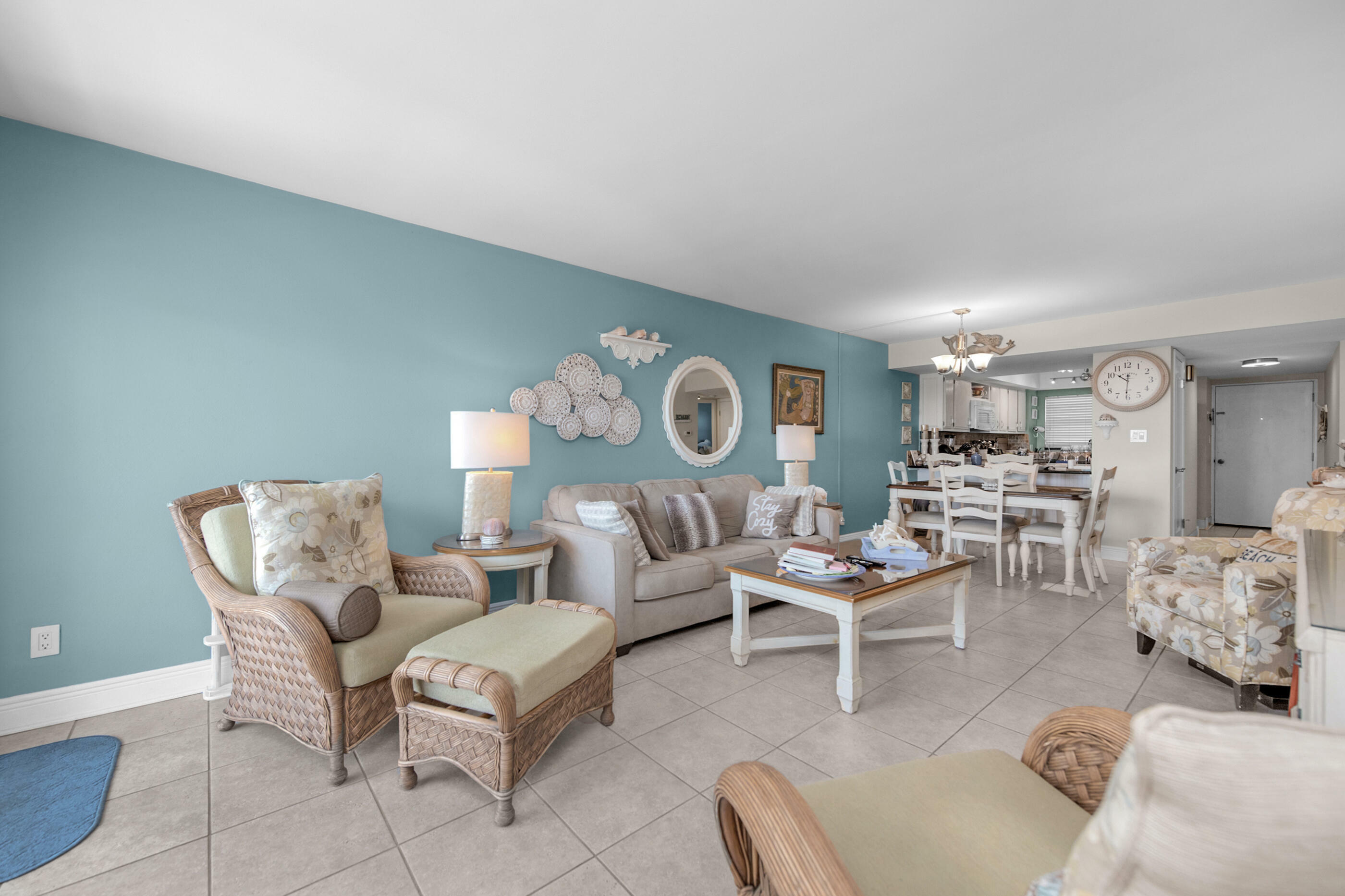 Property Photo: 909 Santa Rosa Boulevard Unit 241 FL 32548