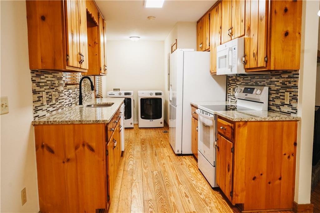 Property Photo: 76 Mountain Woods Road GA 30512