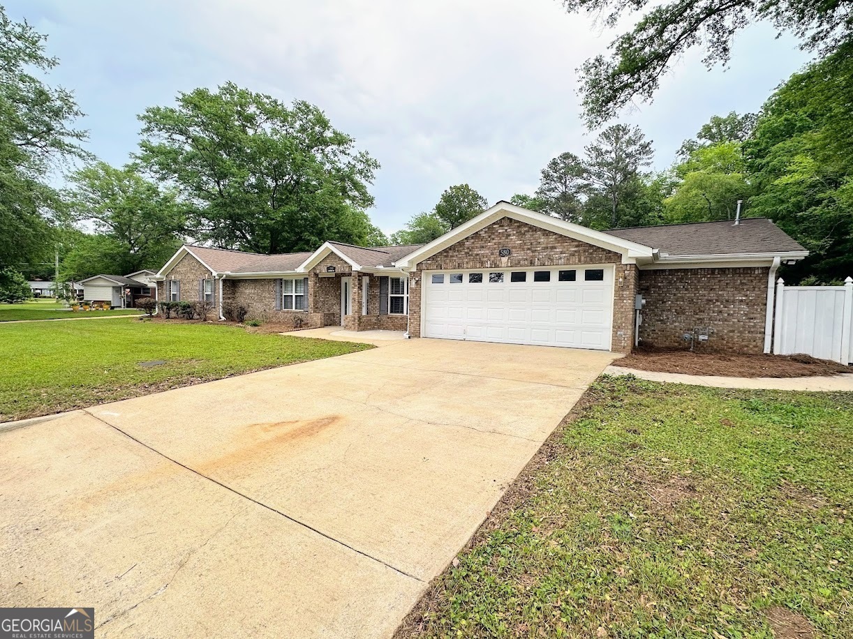 Property Photo: 580 Morton Road AL 36205
