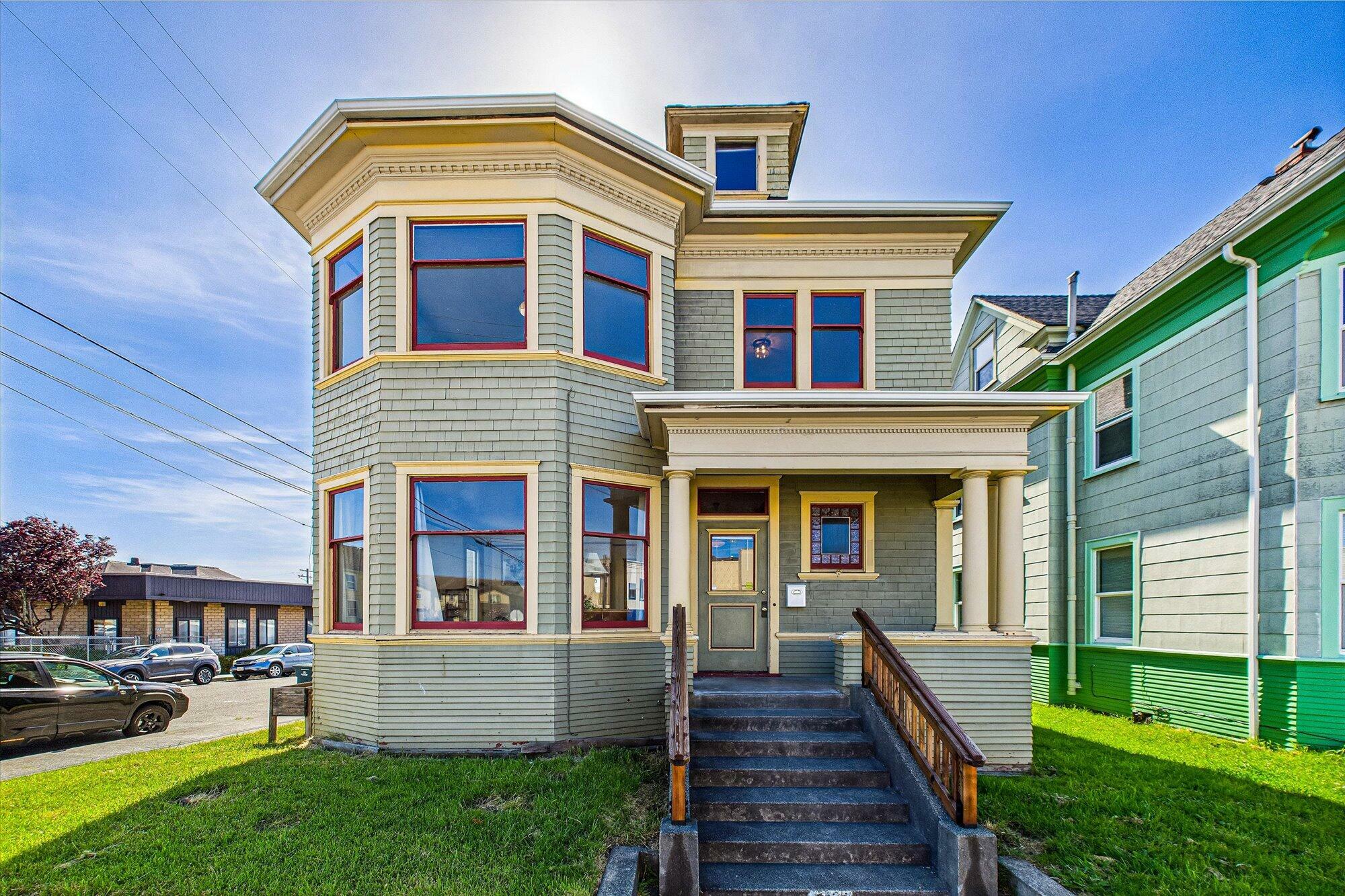 Property Photo: 740 E Street CA 95501