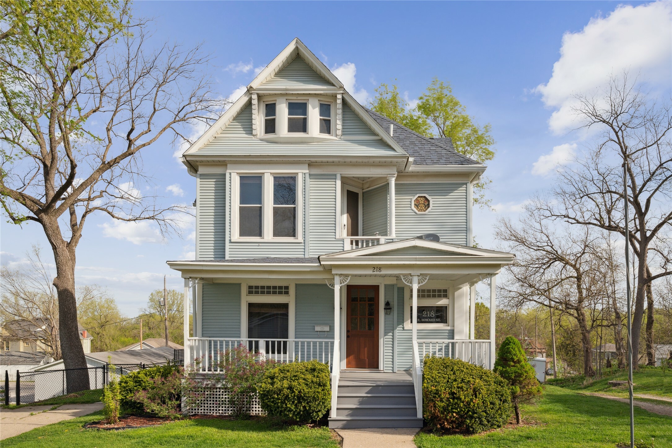 218 E Howard Street  Colfax IA 50054 photo