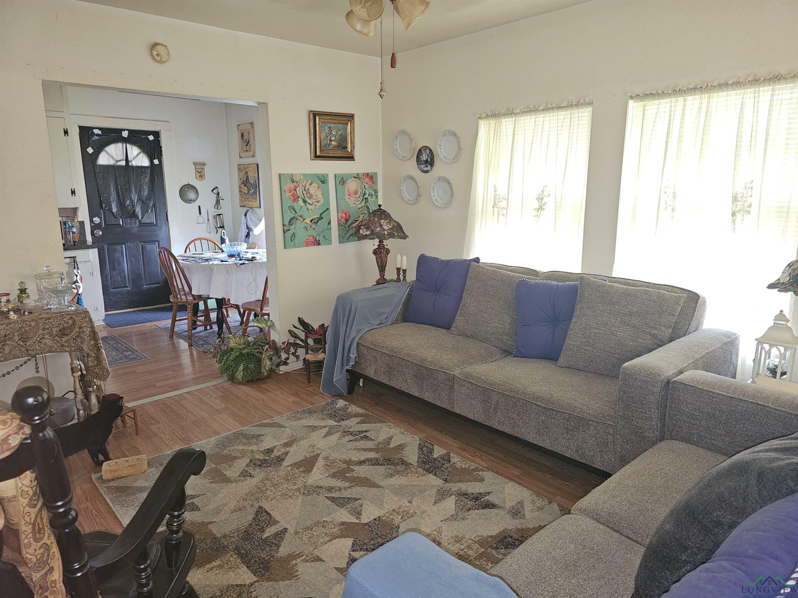 Property Photo:  411 Sunset Avenue  TX 75654 