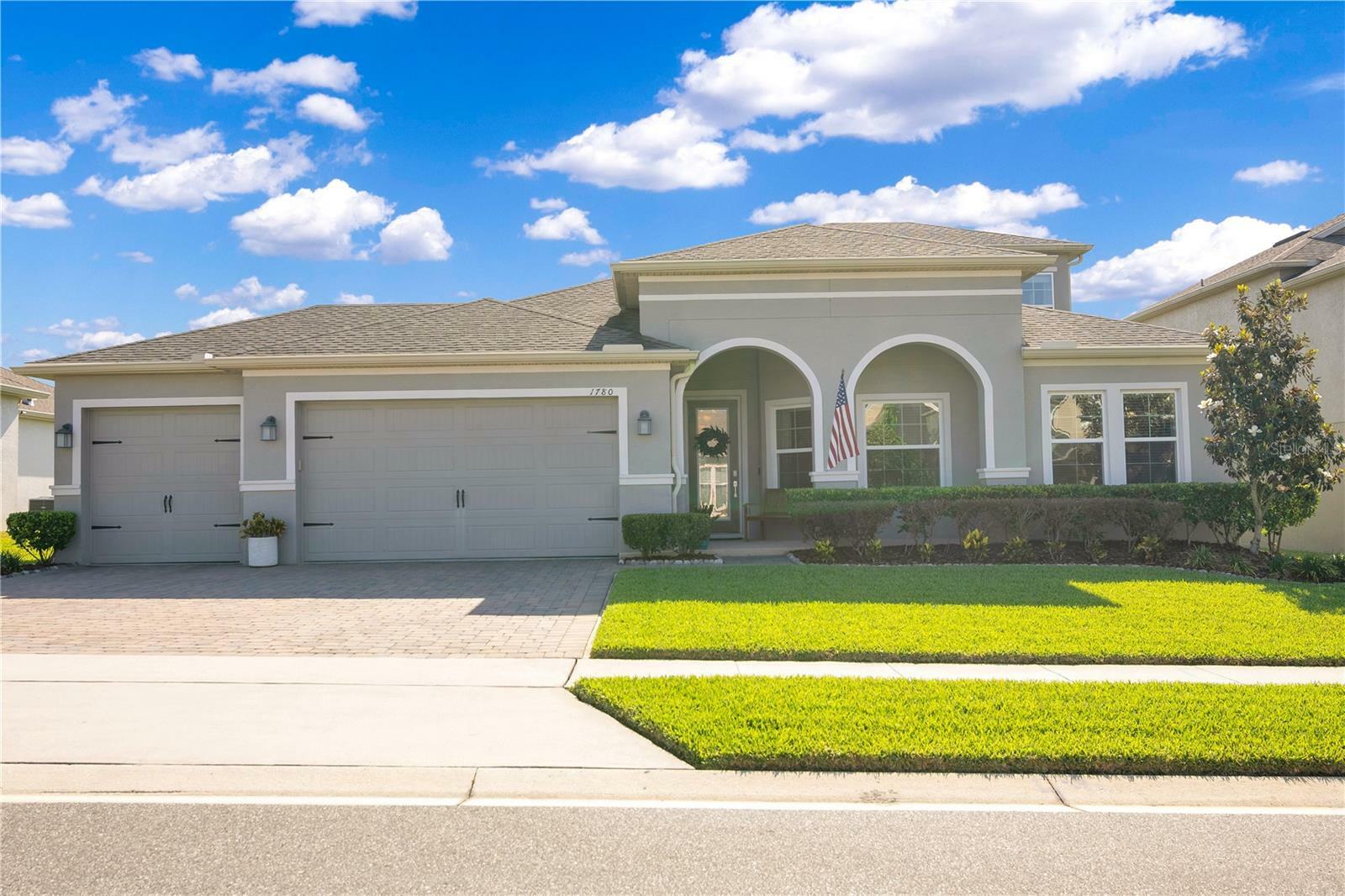 Property Photo: 1780 Southern Red Oak Court FL 34761
