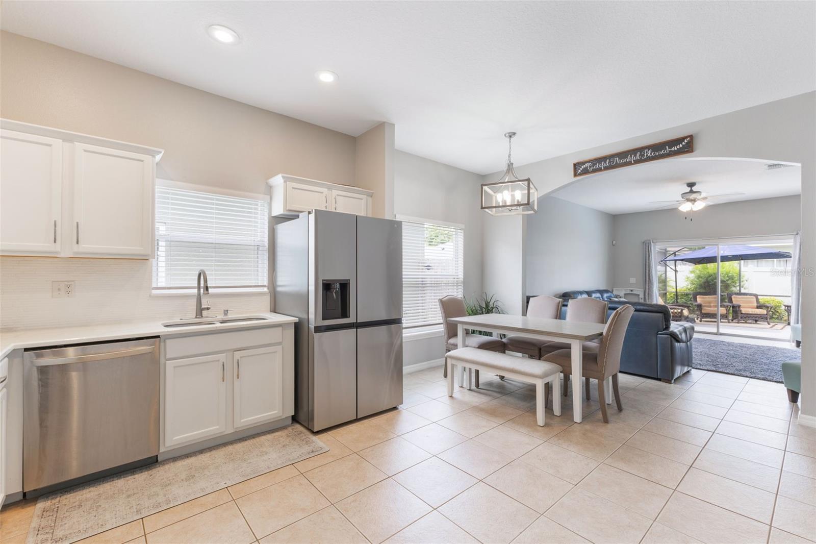 Property Photo: 328 Appaloosa Court FL 32773