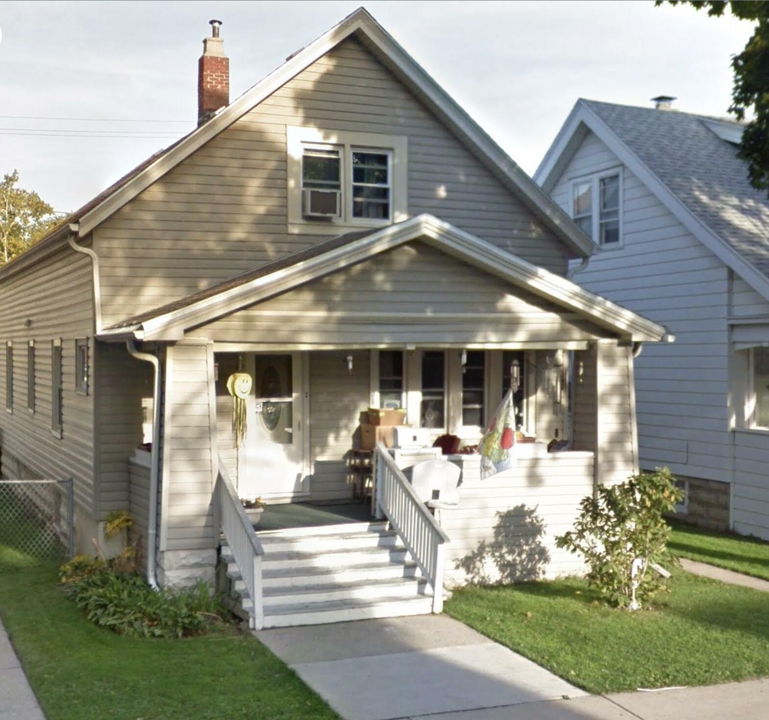 1950 S 29th St  Milwaukee WI 53215 photo