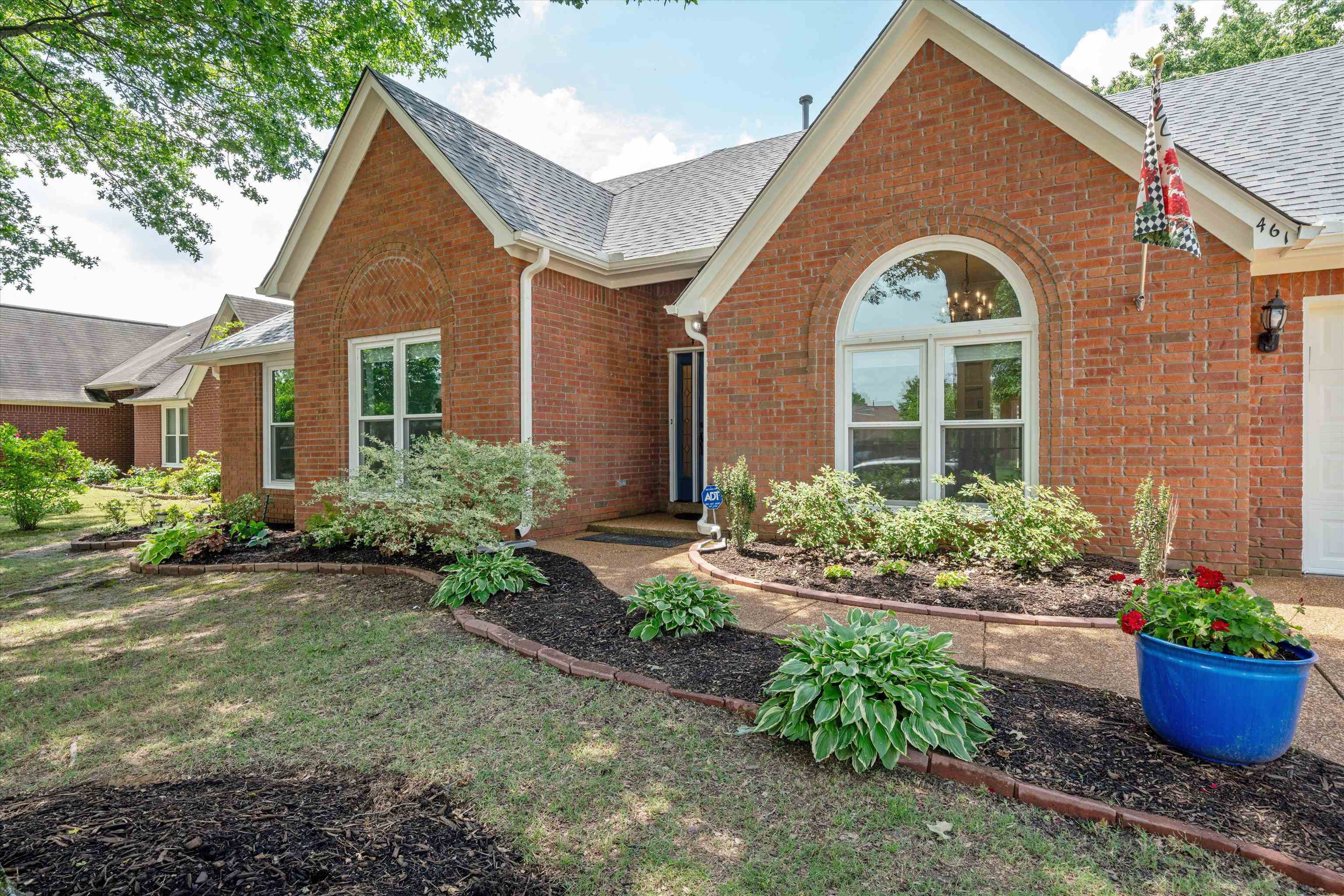 Property Photo: 461 Bowling Brook Dr TN 38017