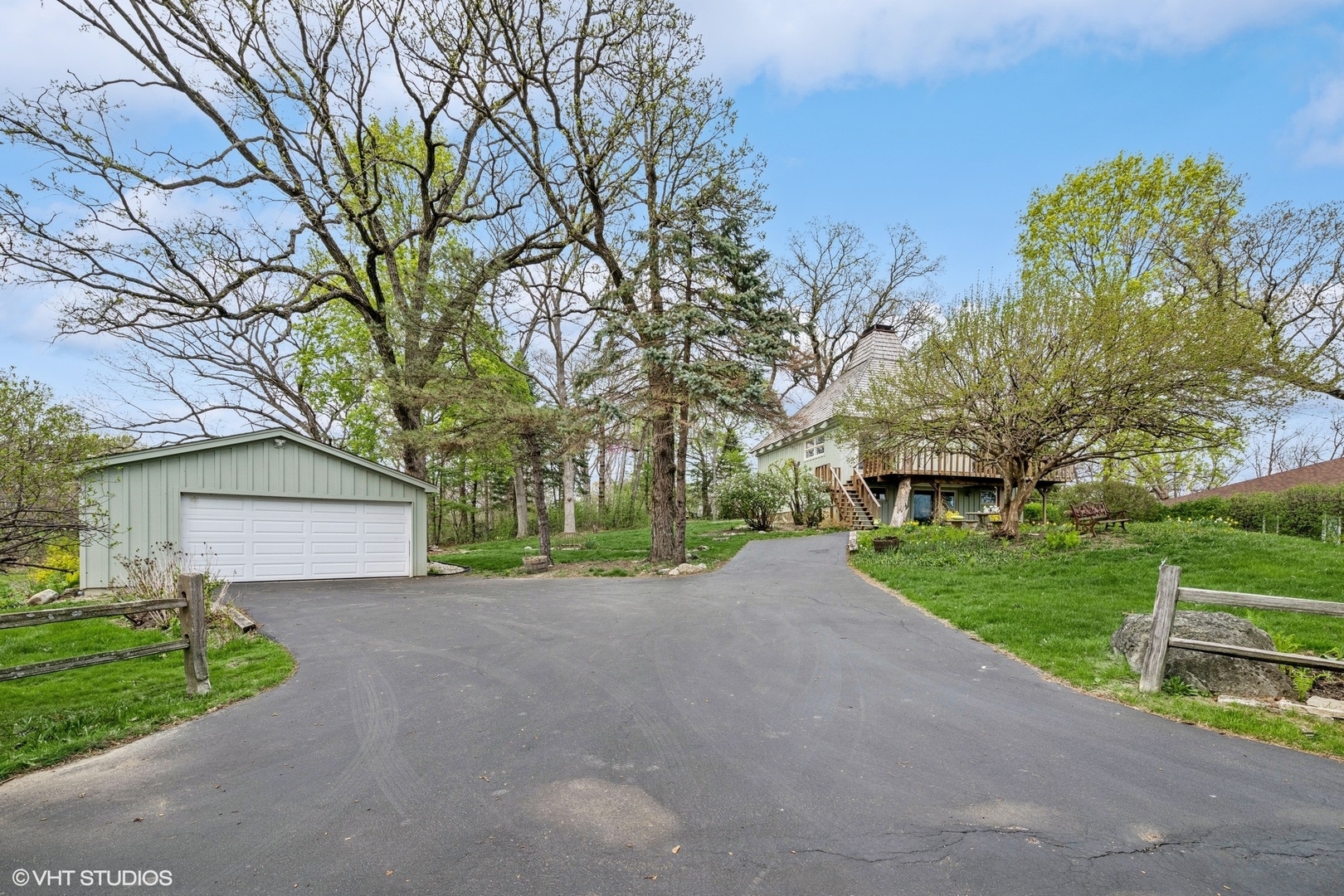 Property Photo: 23460W N Lakewood Lane IL 60047