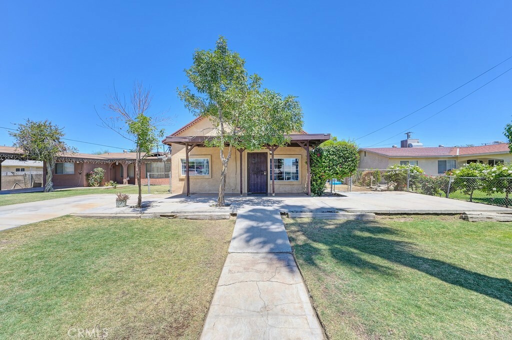 Property Photo: 1109 B Street CA 92227