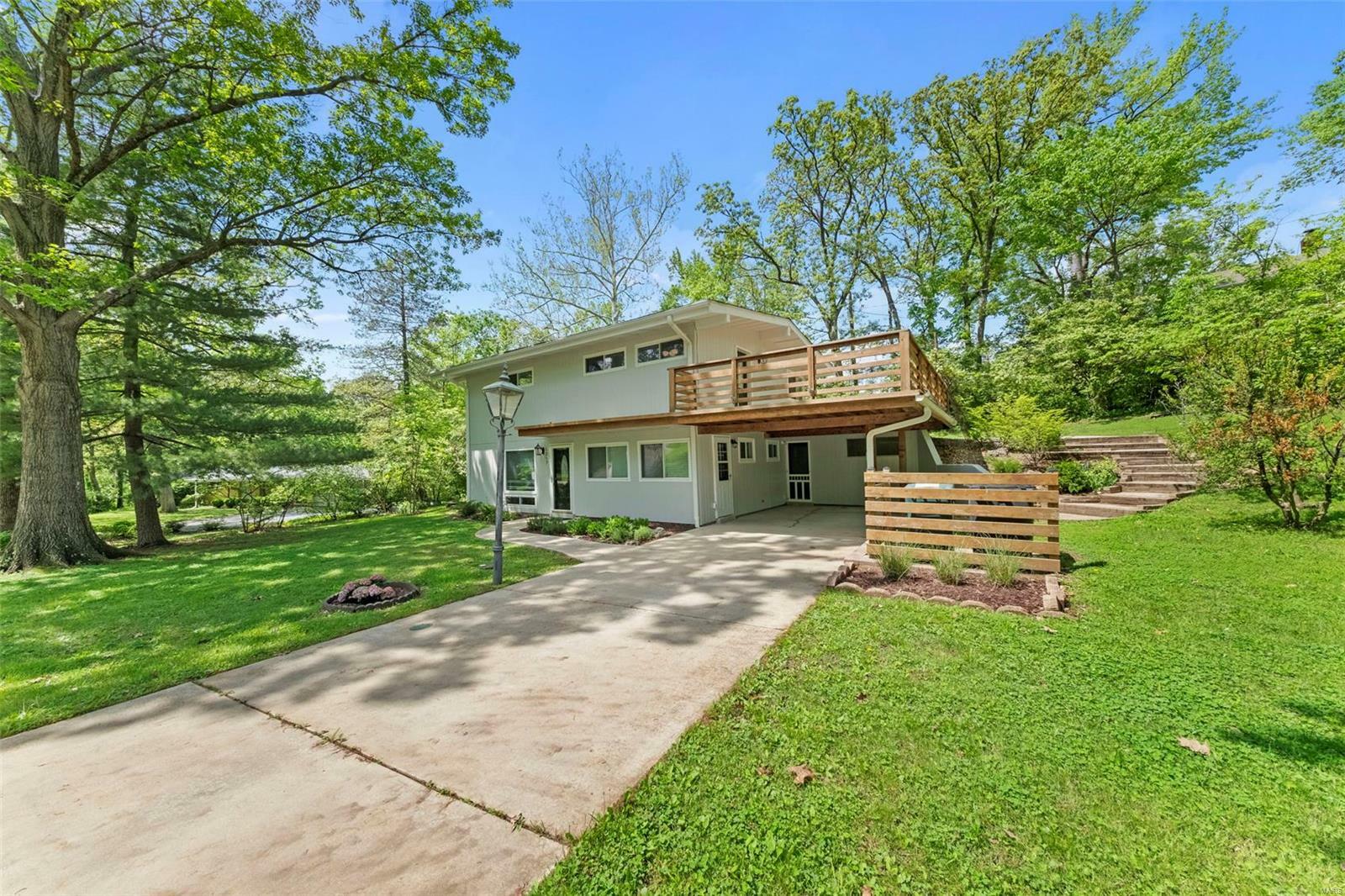 Property Photo: 1217 Craigvale Court MO 63122
