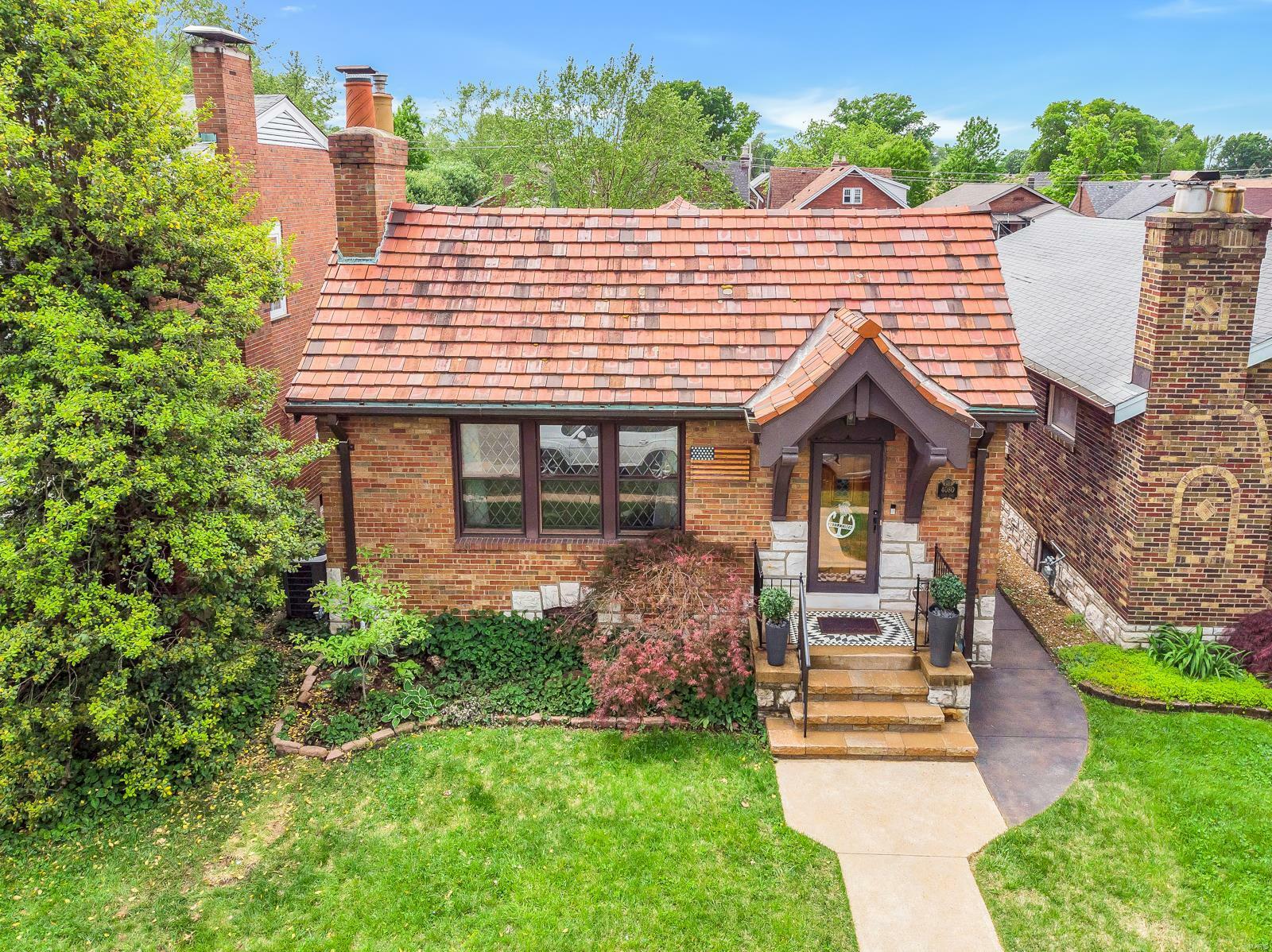 Property Photo: 4080 Alma Avenue MO 63116