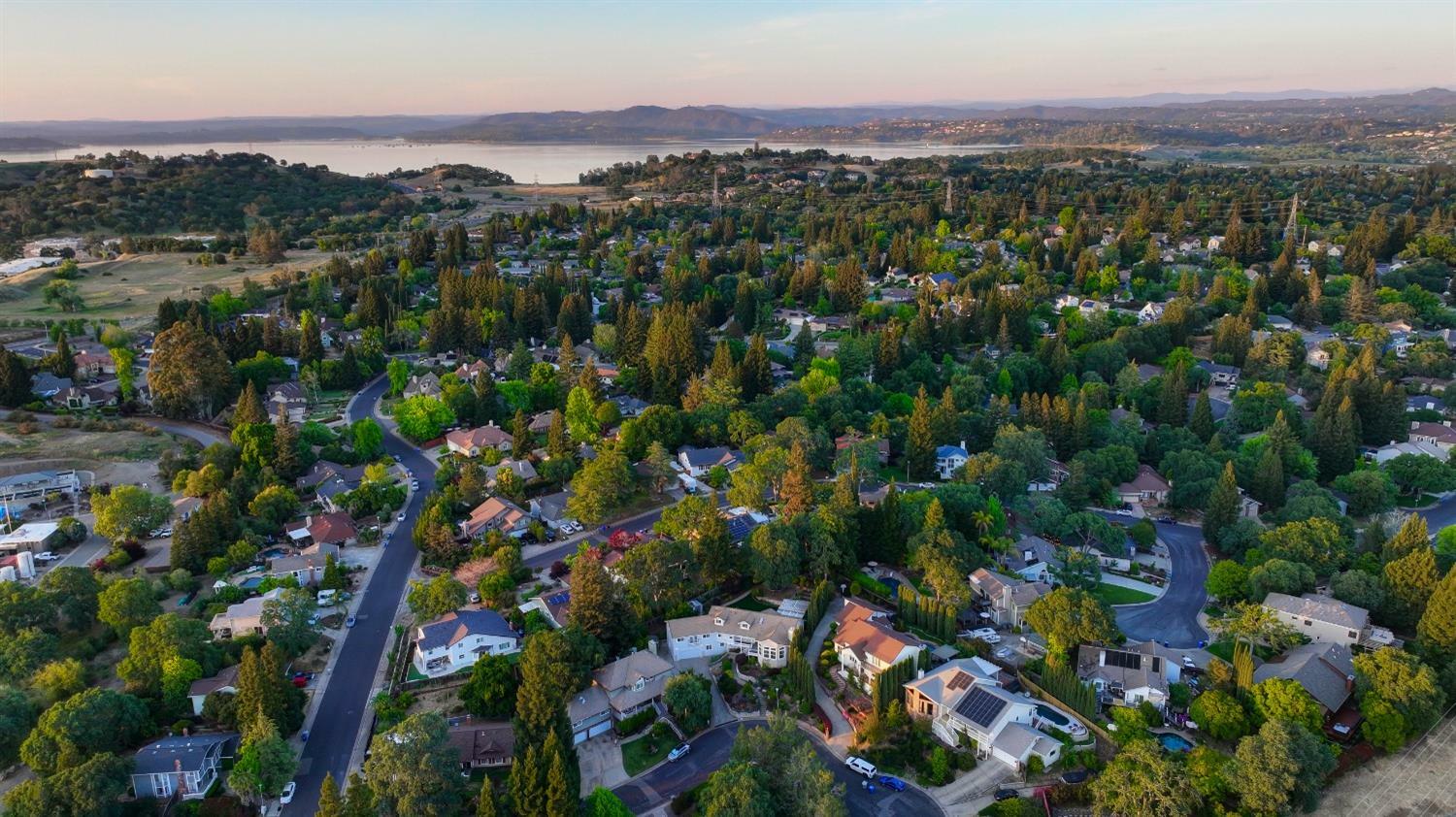 Property Photo: 109 Sharon Court CA 95630