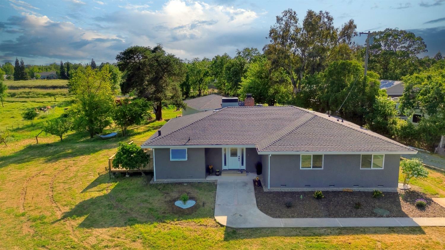 Property Photo: 12730 Leo Lane CA 95693