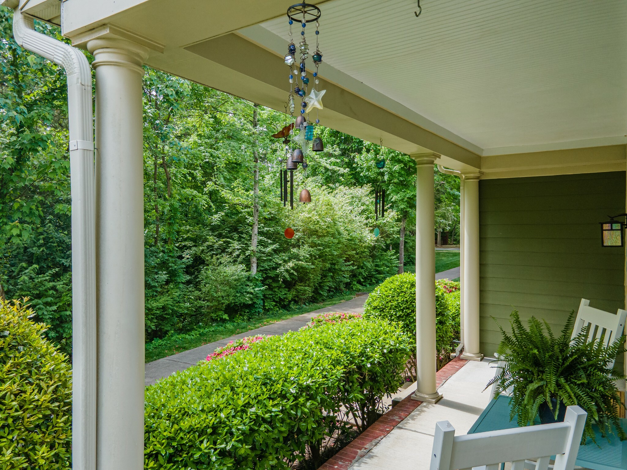 Property Photo: 8708 Gauphin Pl TN 37211