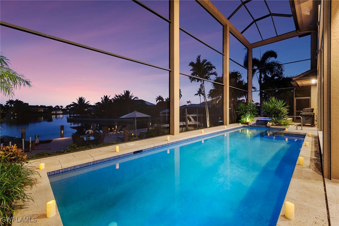 Property Photo: 130 Hollyhock Court FL 34145