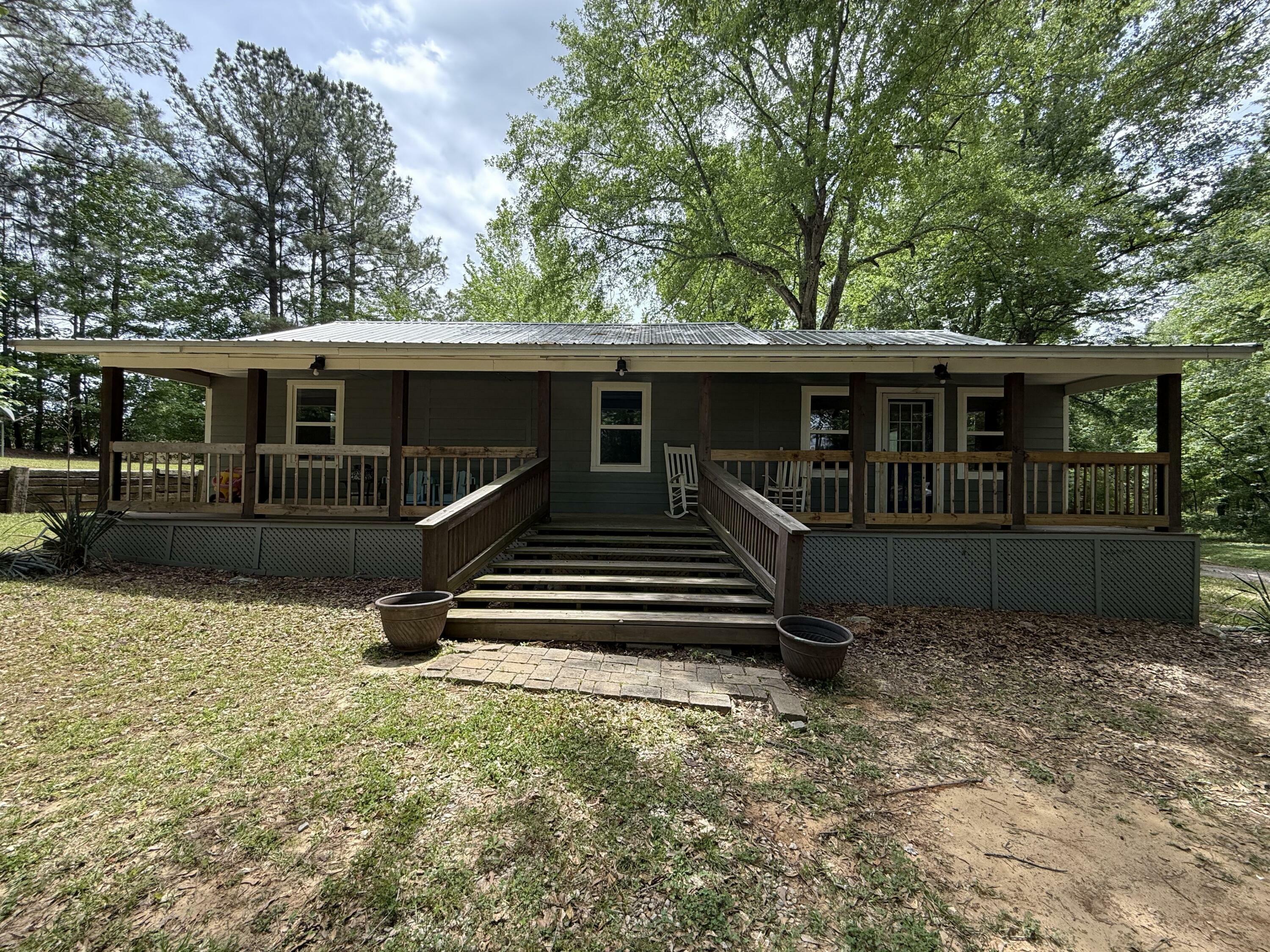 Property Photo: 111 Grissom Lane MS 38866