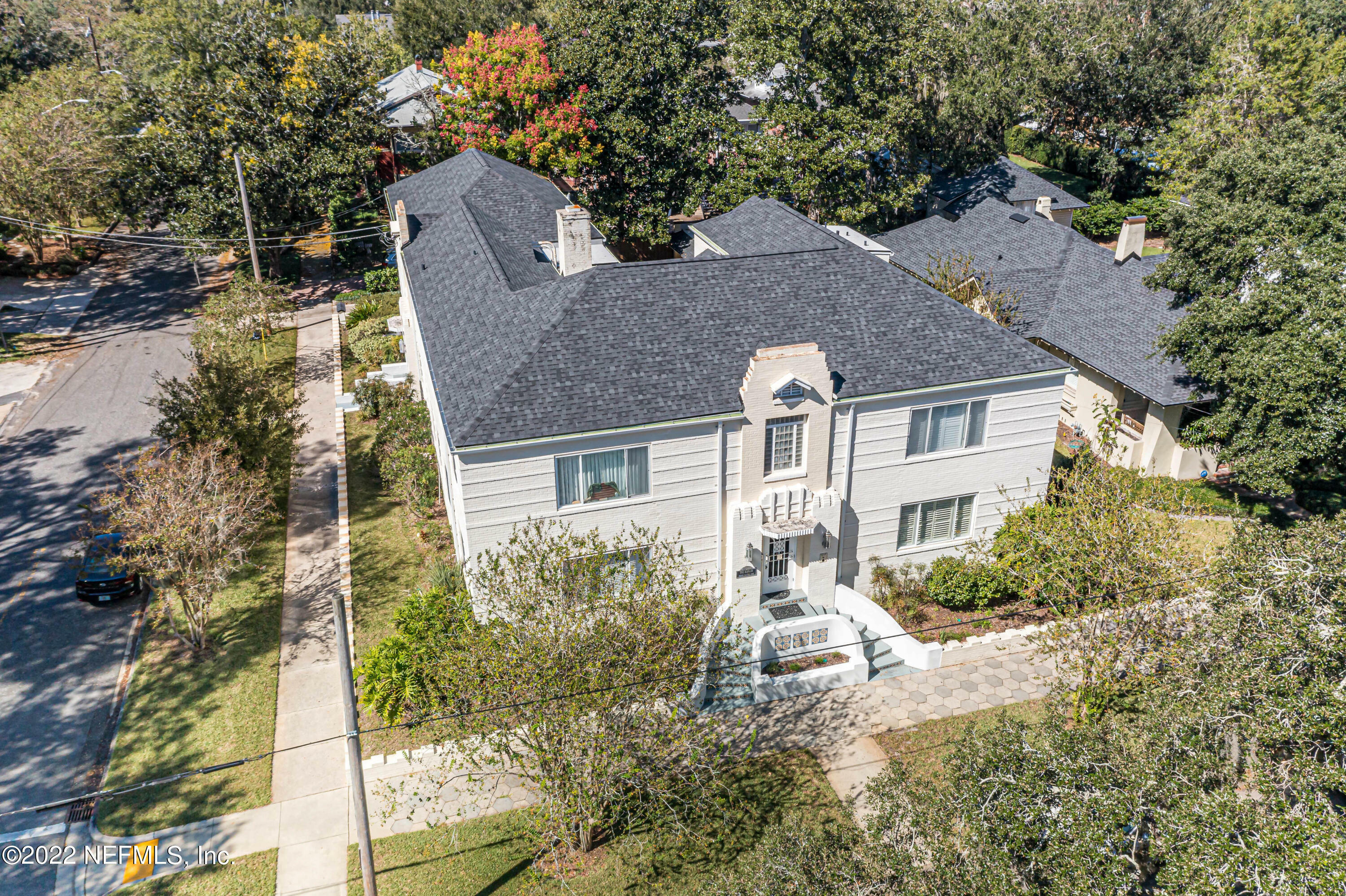 Property Photo: 3225 St Johns Avenue B FL 32205