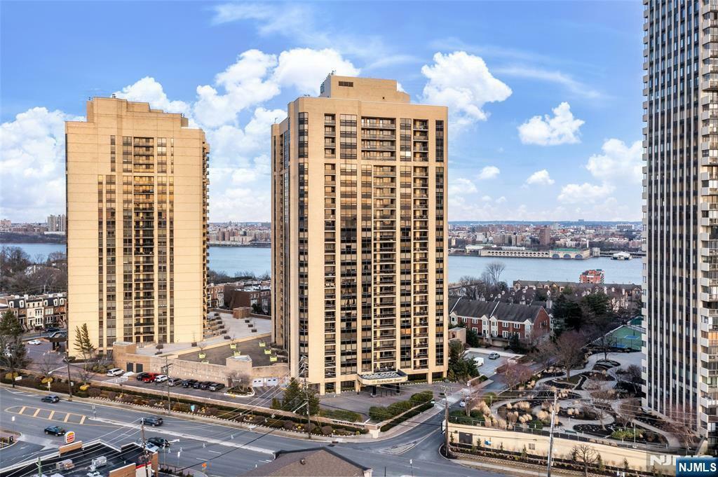Property Photo: 800 Palisade Avenue 1804 NJ 07024