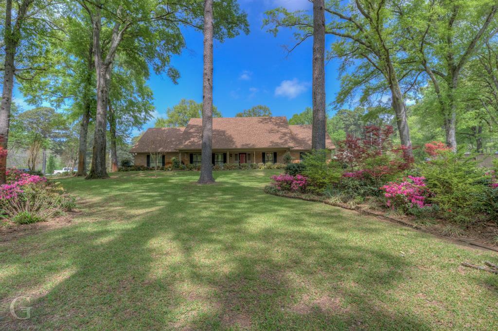 Property Photo: 5030 Old Mooringsport Road LA 71107