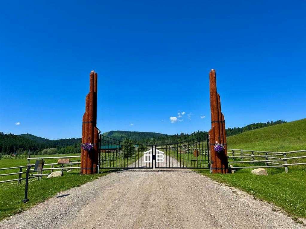 11 Black Bear Lane  Rural Foothills County AB T0L 0K0 photo