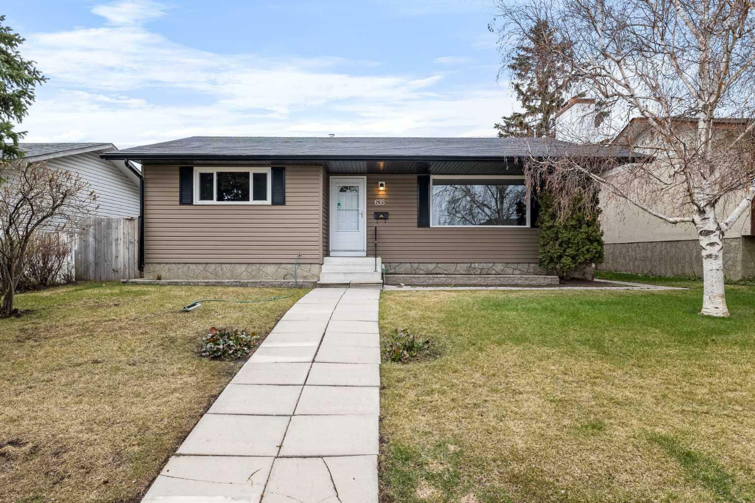 635 Penbrooke Road SE  Calgary AB T2A 3S9 photo