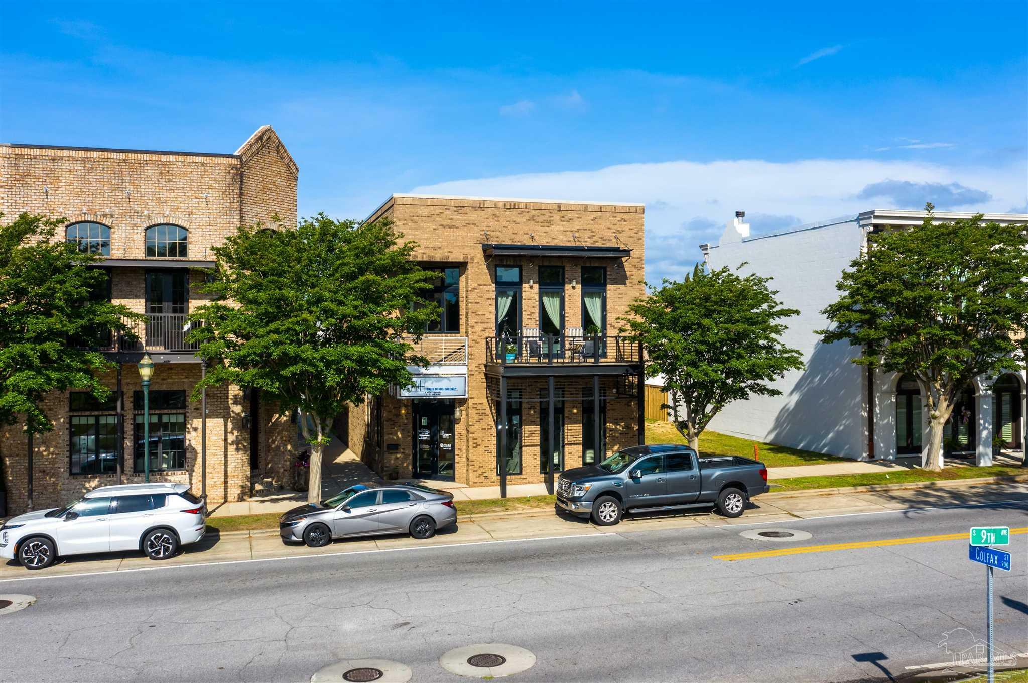 27 S 9th Ave  Pensacola FL 32502 photo