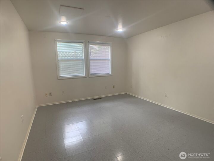 Property Photo: 9221 2nd Avenue NW WA 98117