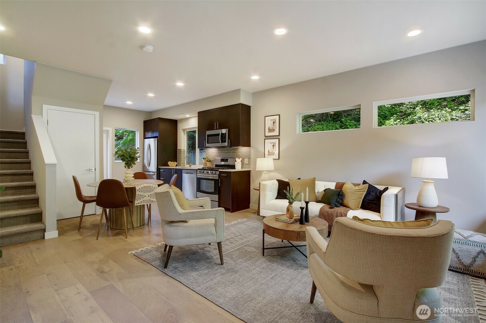 Property Photo: 3664 Courtland Place S WA 98144