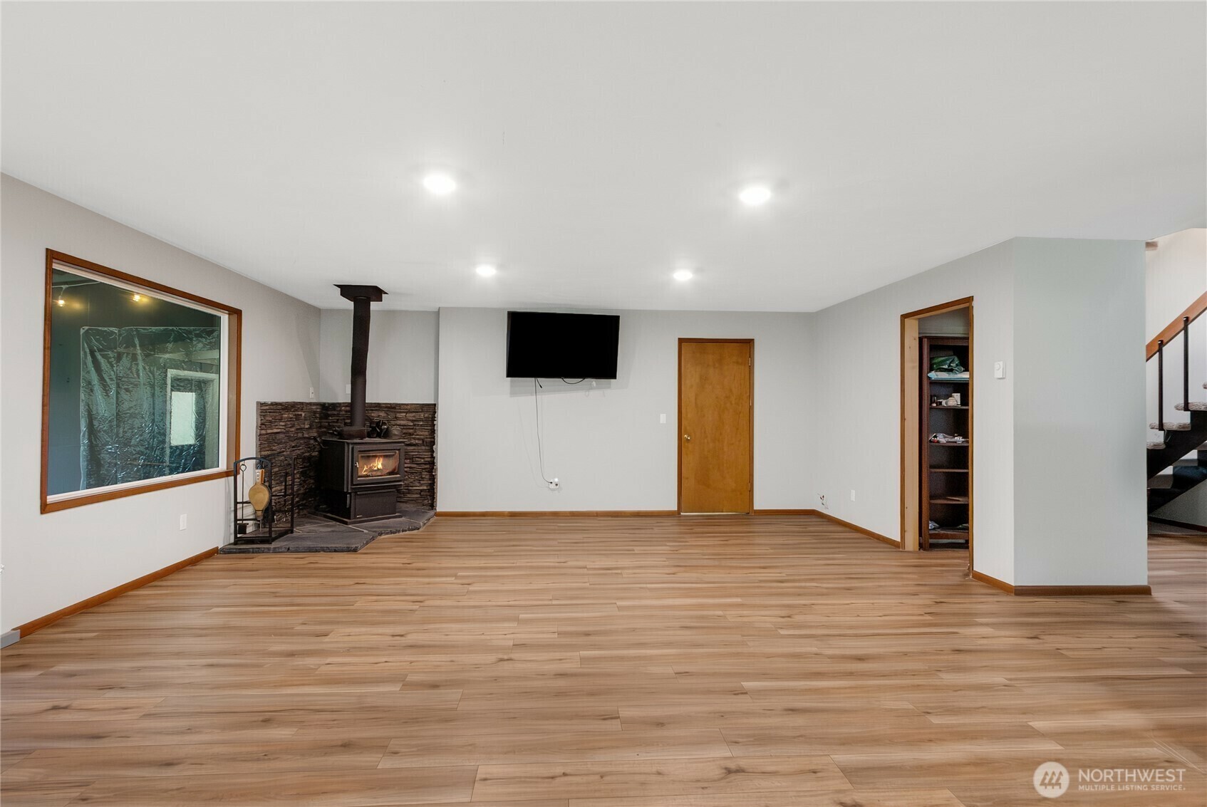 Property Photo: 5424 93rd Avenue SE WA 98513