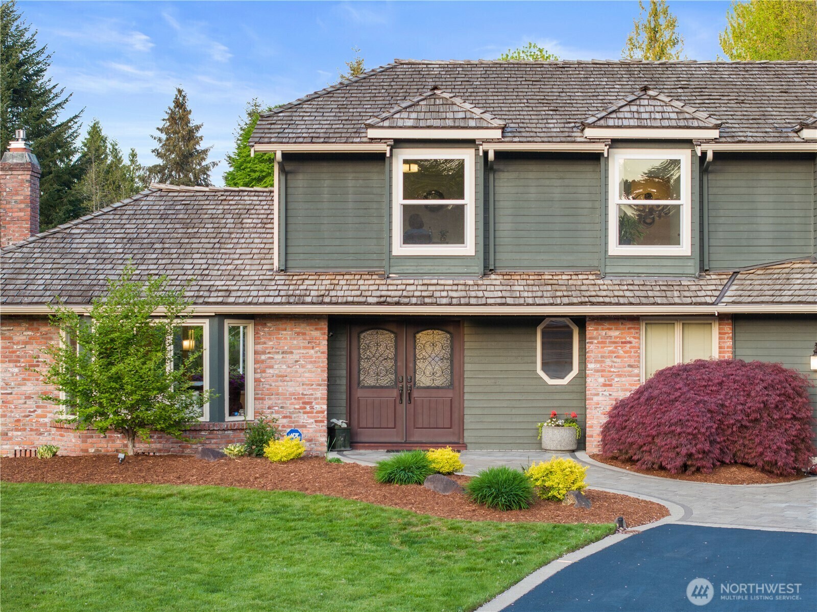 Property Photo: 14504 186th Place NE WA 98072
