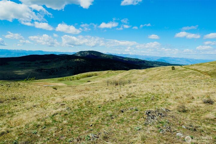 Property Photo:  61  Janet Marie Road  WA 98844 