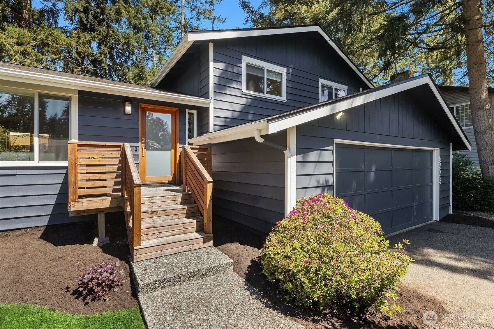 Property Photo: 6023 189th Place SW WA 98036