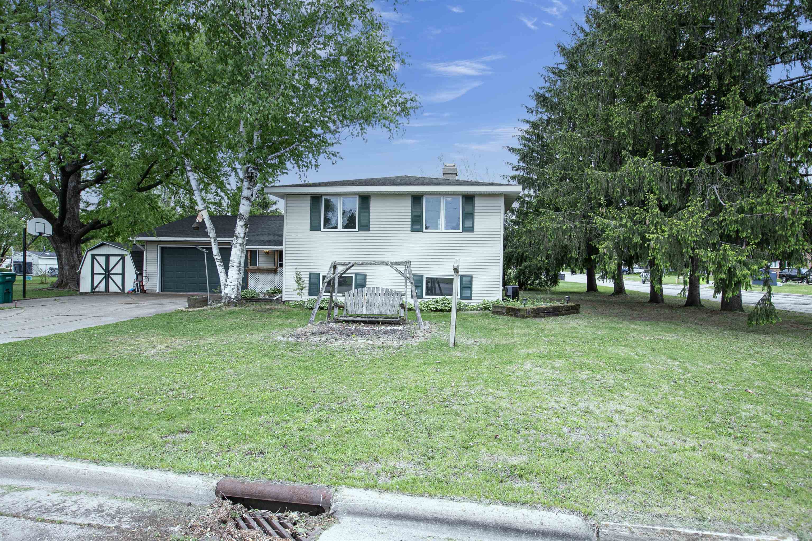 Property Photo: 266 Forest Street WI 54926