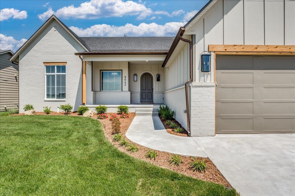 Property Photo: 9642 W Cedar Lane KS 67101
