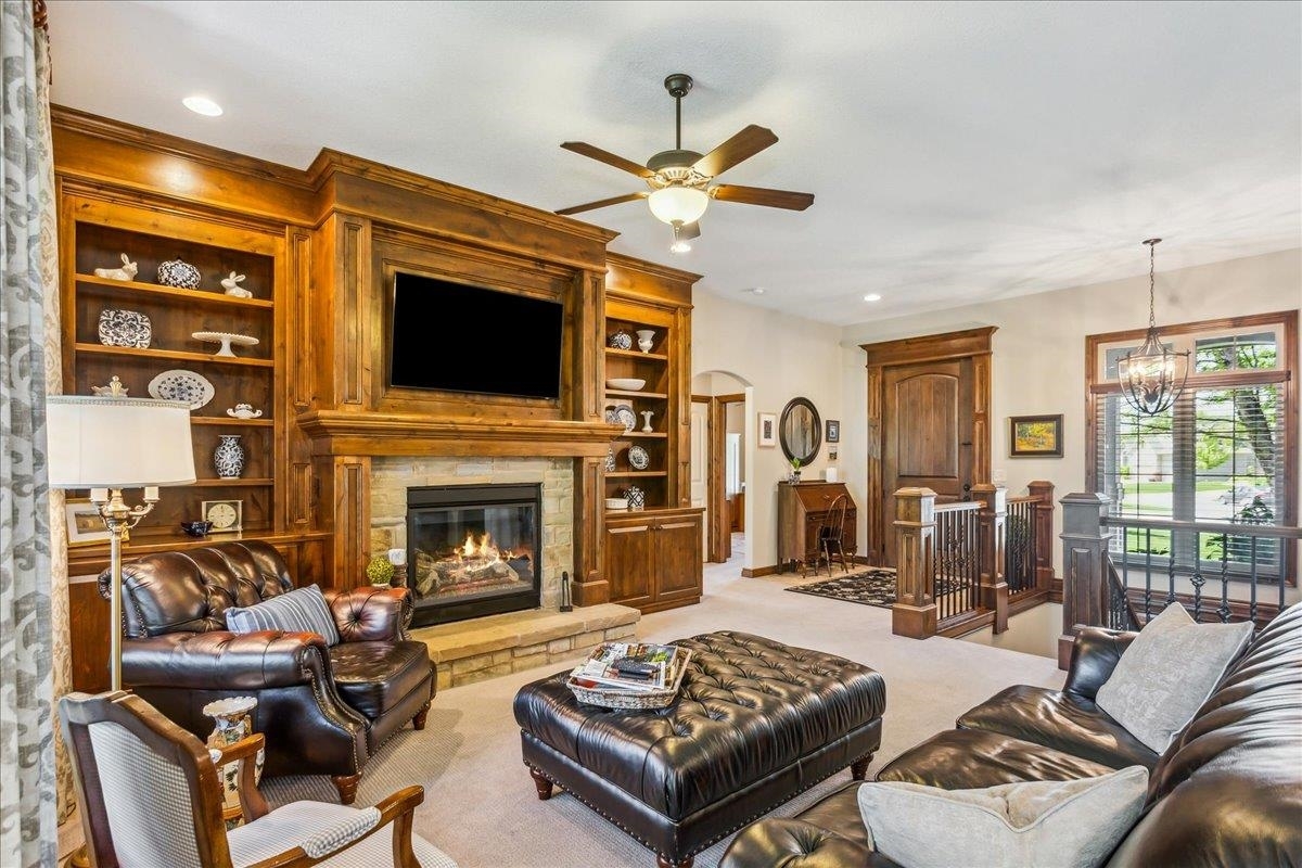 Property Photo: 229 N Fawnwood Ct KS 67235