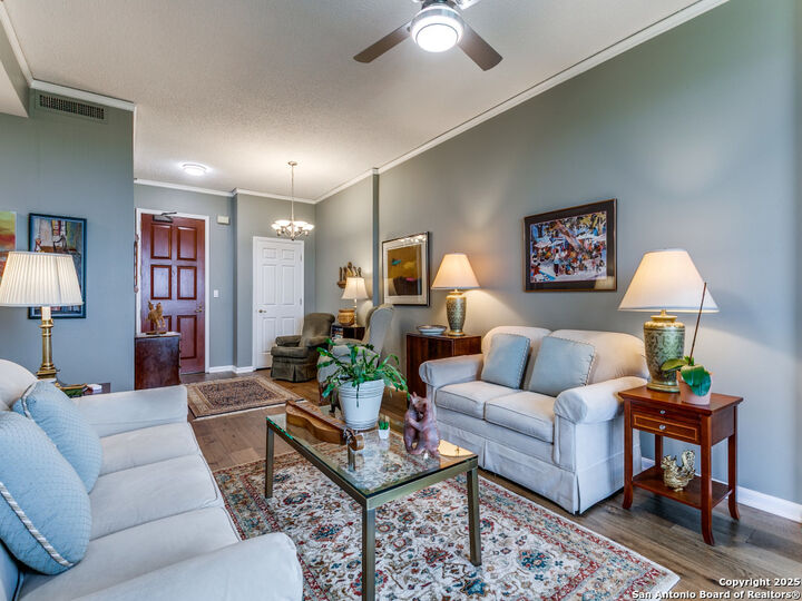 Property Photo: 1 Towers Park 1901 TX 78209