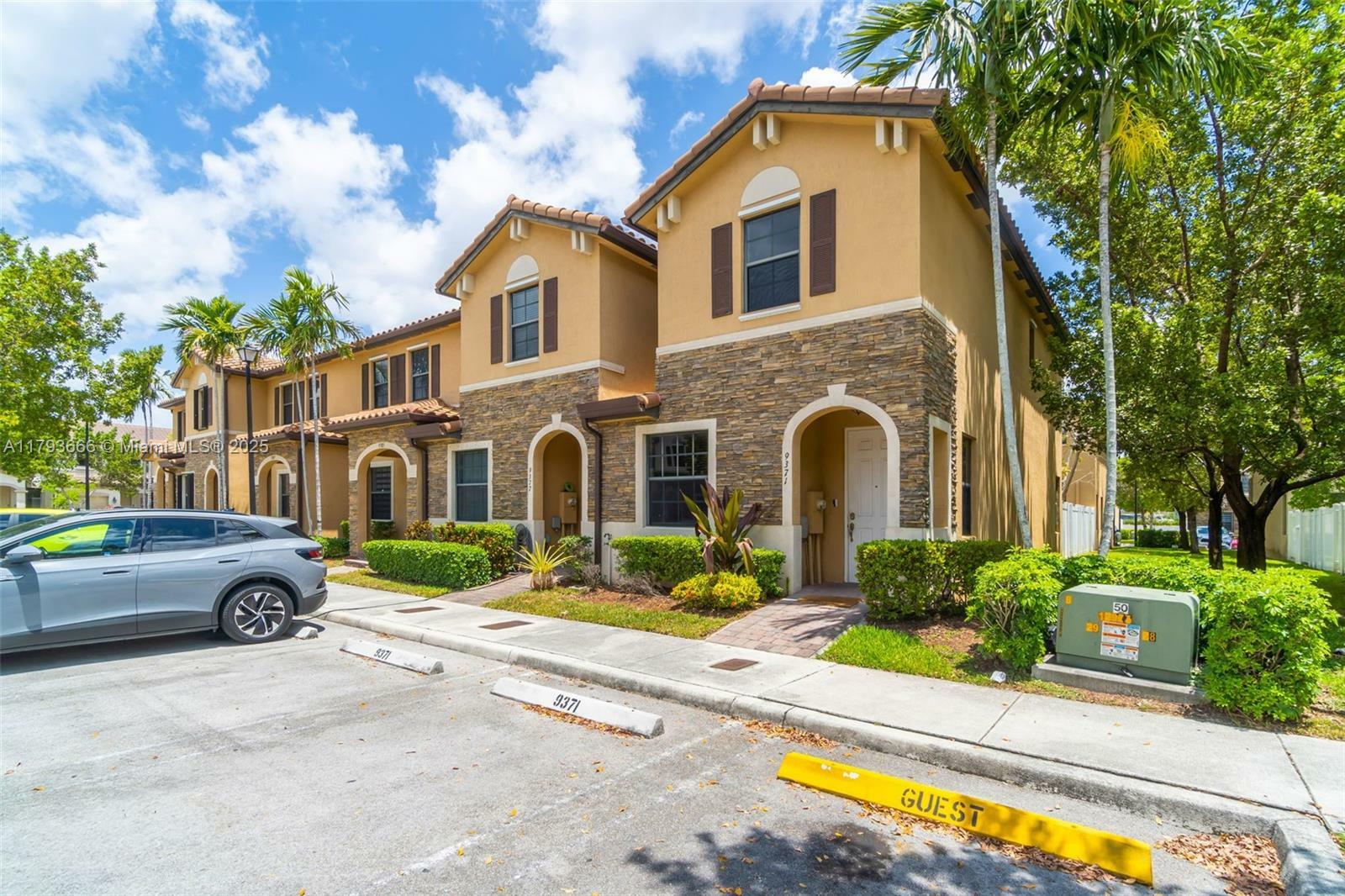 9371 W 33rd Ave  Hialeah FL 33018 photo