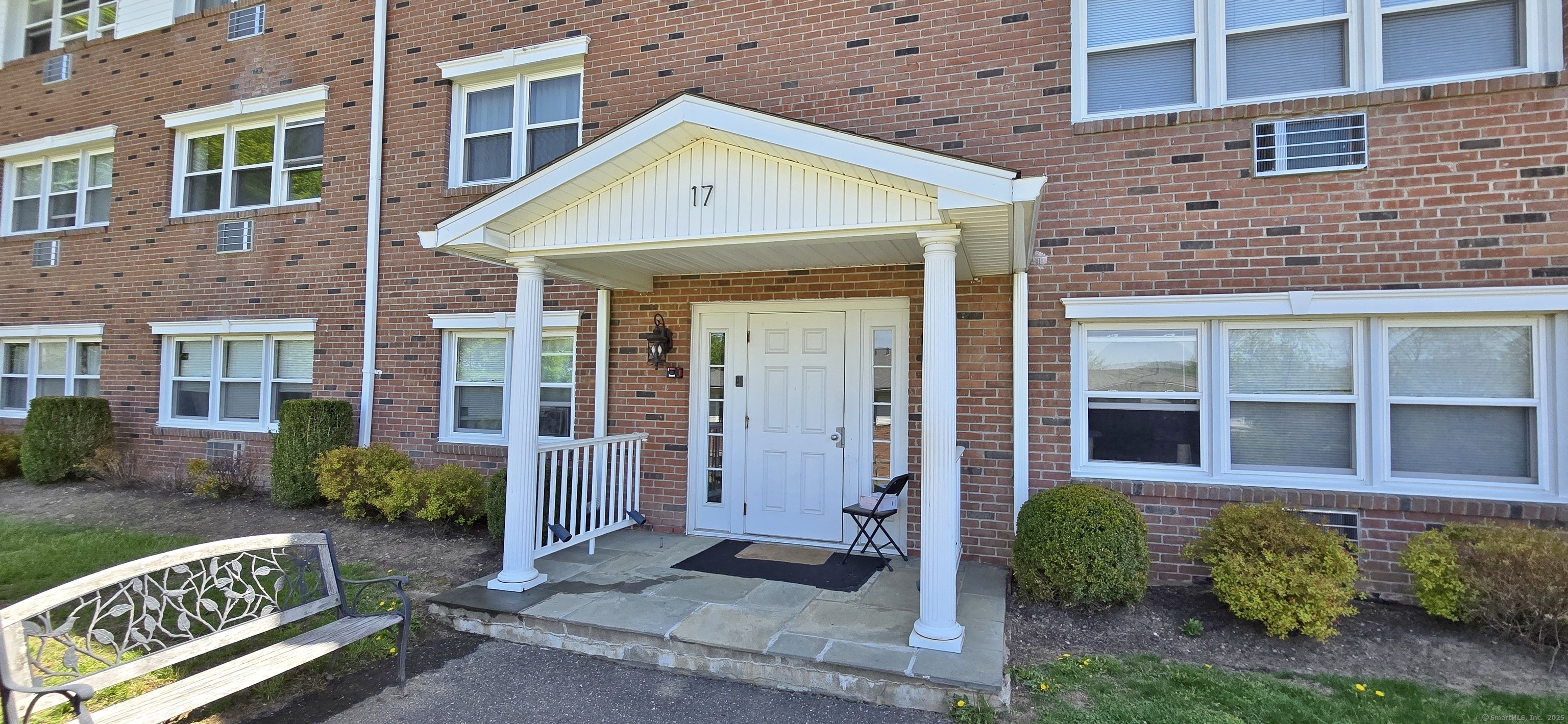 Property Photo: 17 Fordyce Court Apt 12 CT 06776