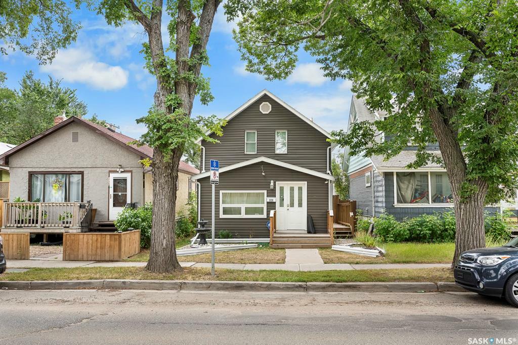 Photo de la propriété: 1131 Victoria Avenue SK S4P 0N8