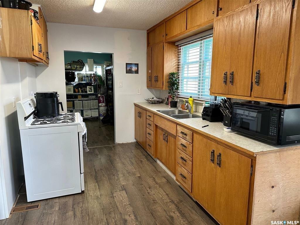 Property Photo: 301 Belfast Street SK S0C 1N0