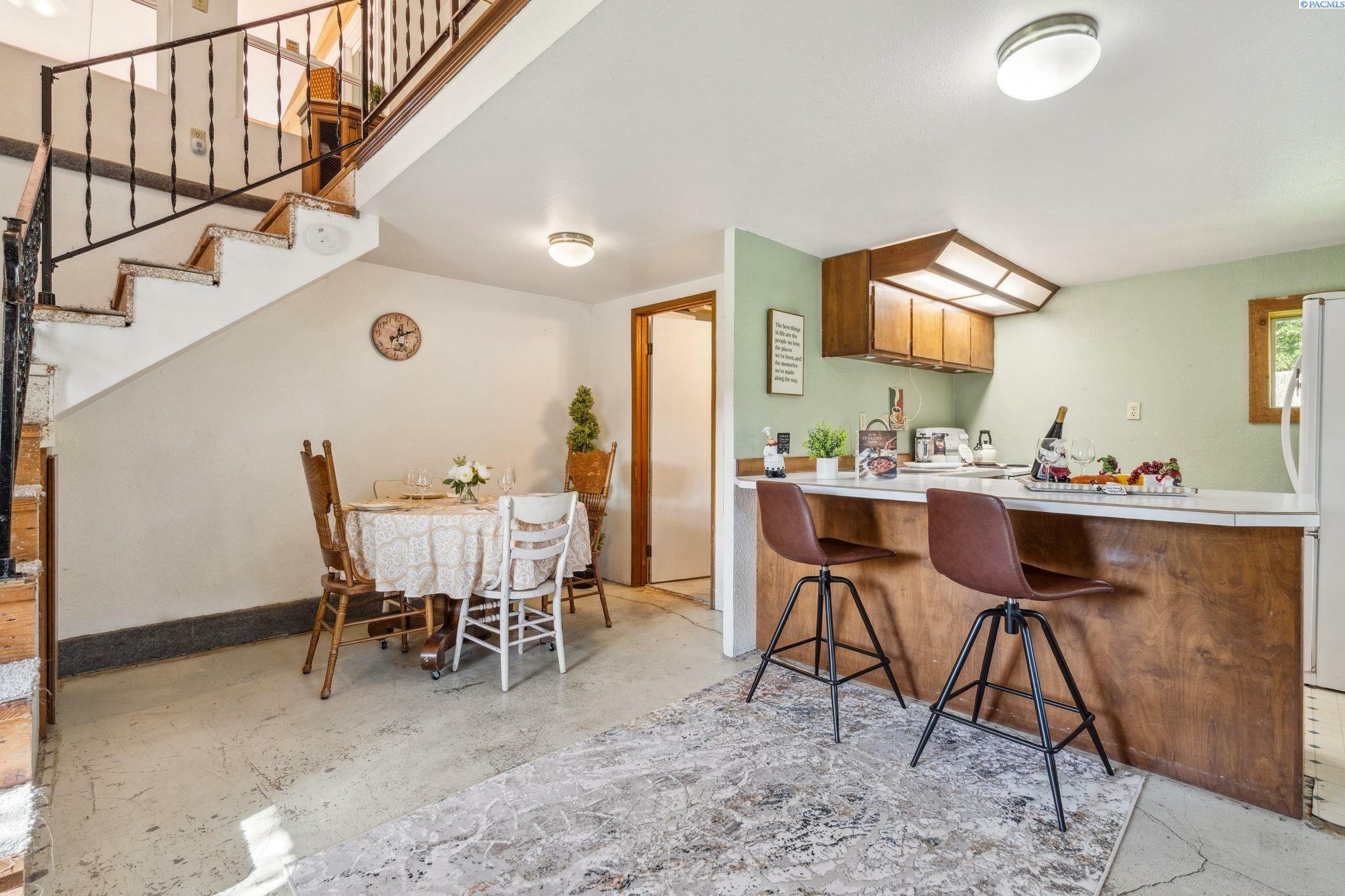 Property Photo: 45204 N Demoss Rd WA 99320