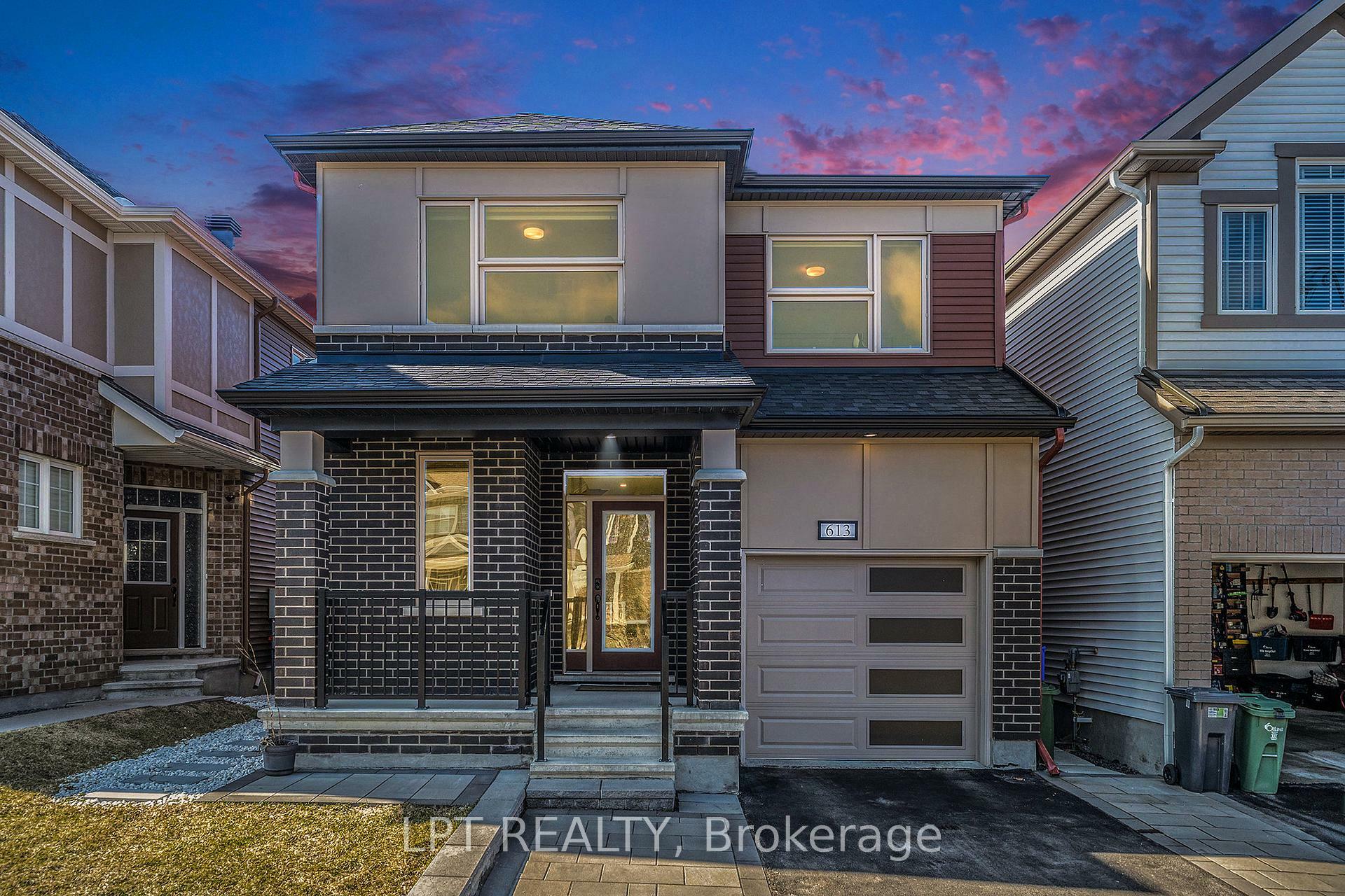 Photo de la propriété: 613 Perseus Avenue ON K2J 6S7