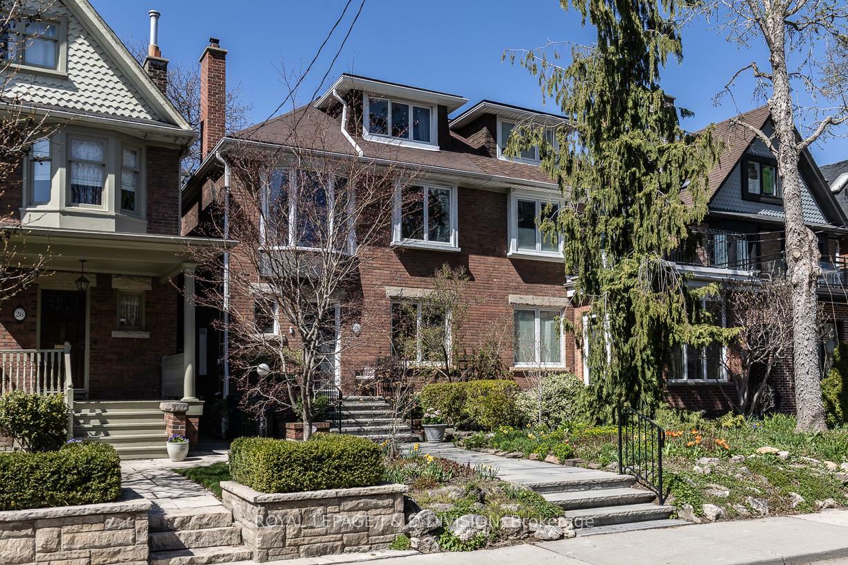 Property Photo: 26 Chicora Avenue ON M5R 1T6