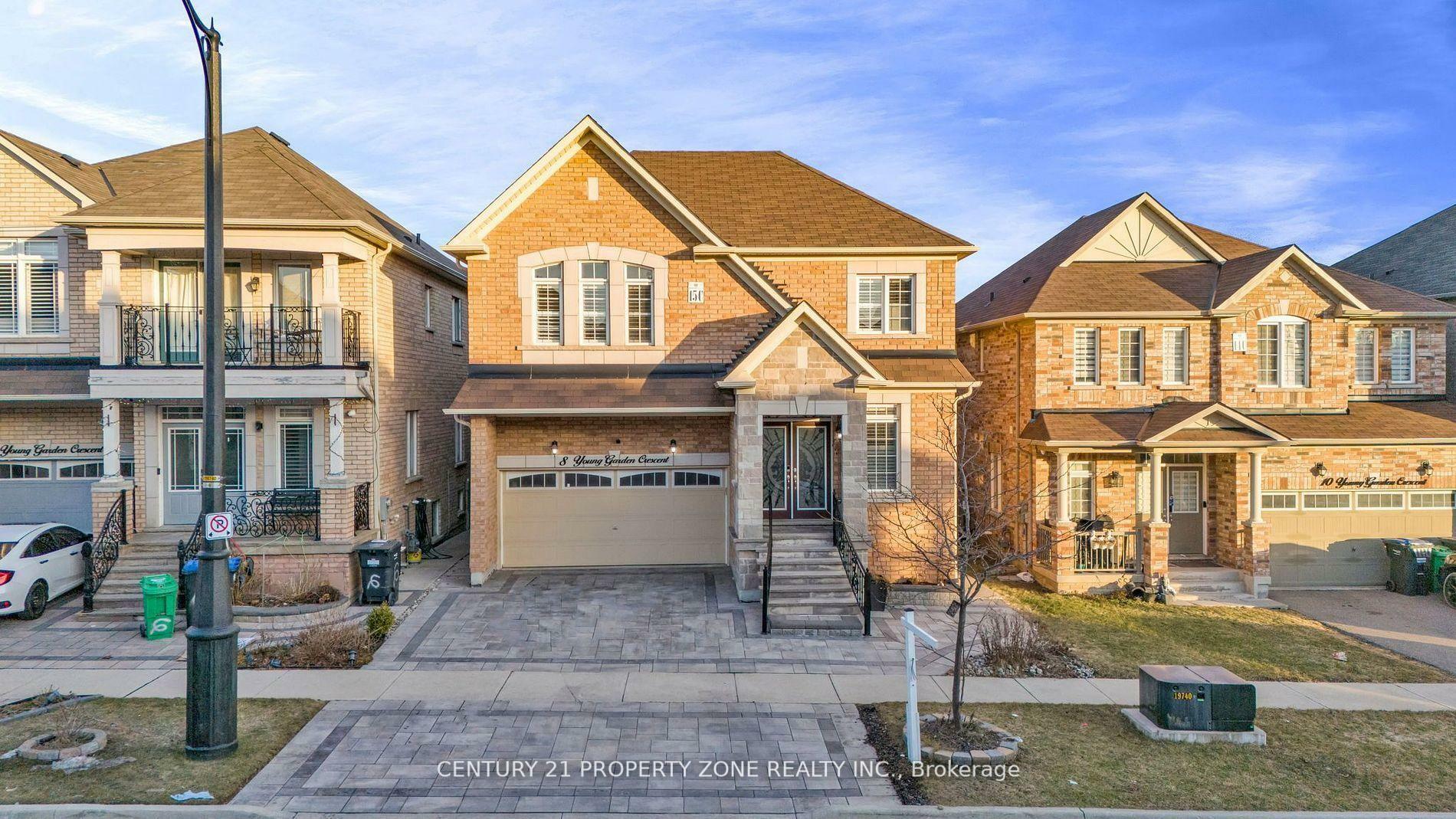 8 Young Garden Crescent  Brampton ON L6Y 6A4 photo
