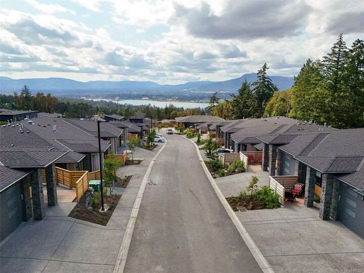 Property Photo: 1234 Viewtop Rd 109 BC V9L 0H7