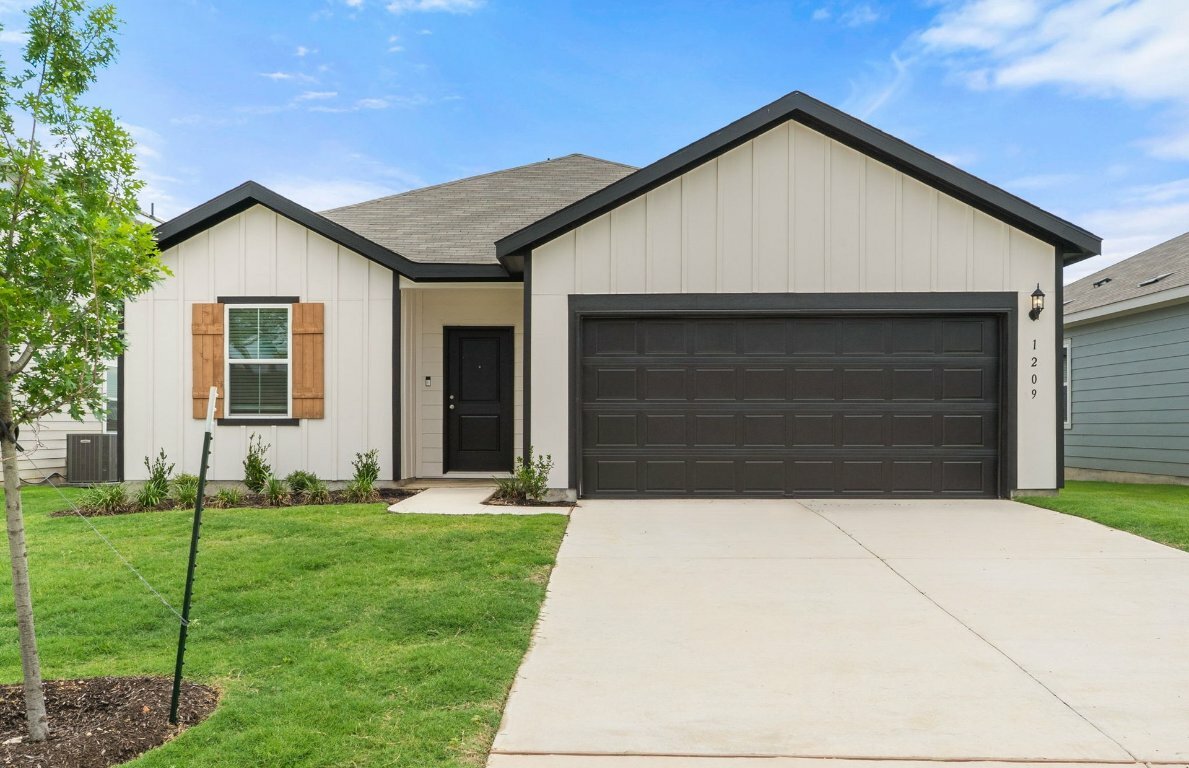 Property Photo: 1209 Crimson Sky Court TX 76513