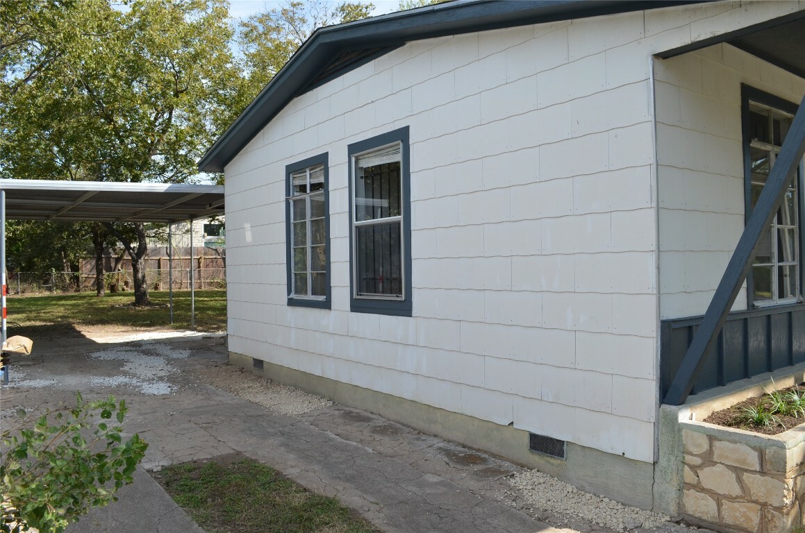 Property Photo: 4704 Wally Avenue TX 78721
