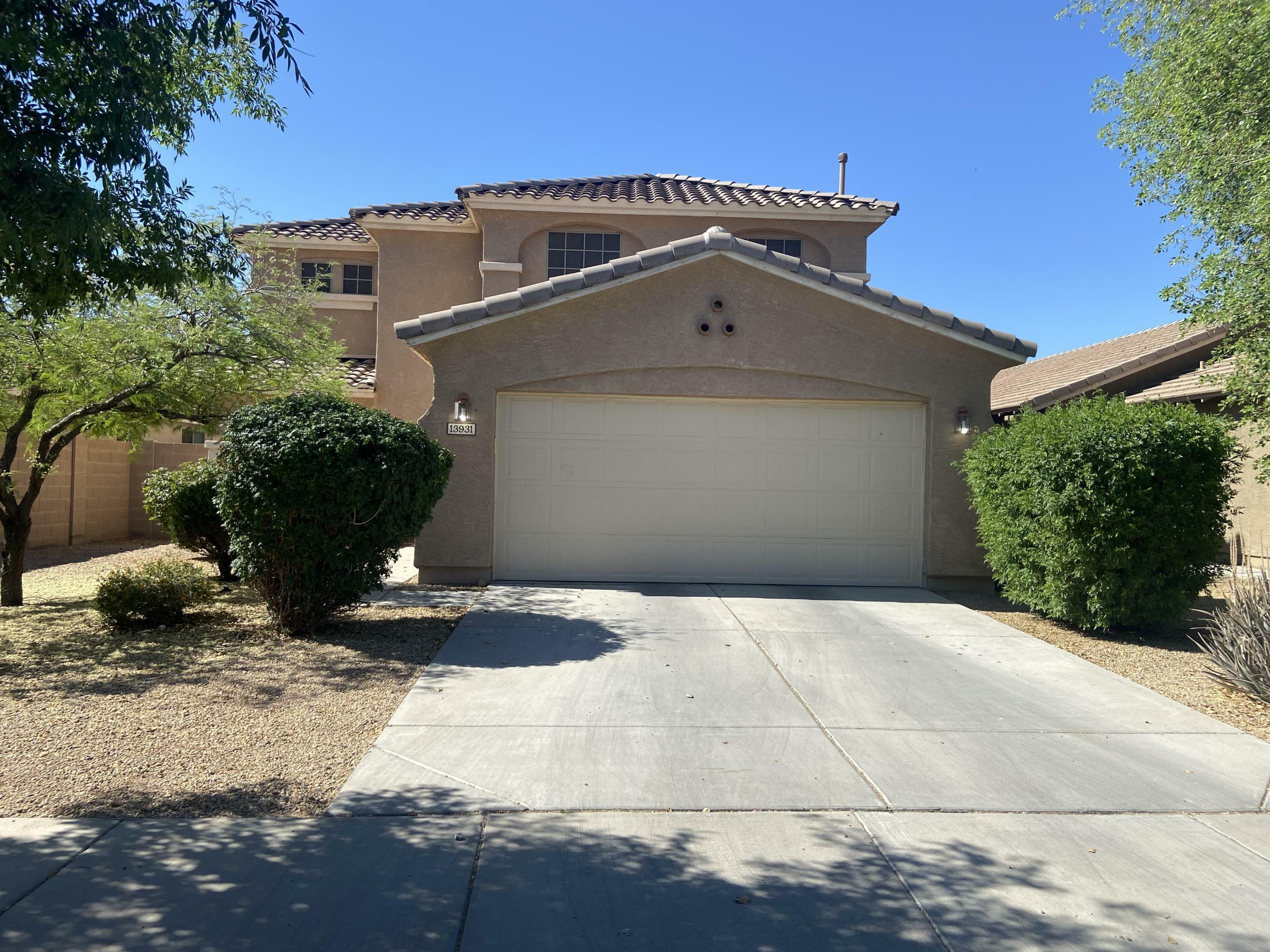 Property Photo: 13931 W Mauna Loa Lane AZ 85379