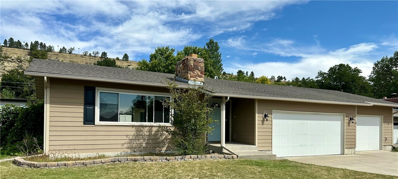 Property Photo: 1437 Rimrock Road MT 59102