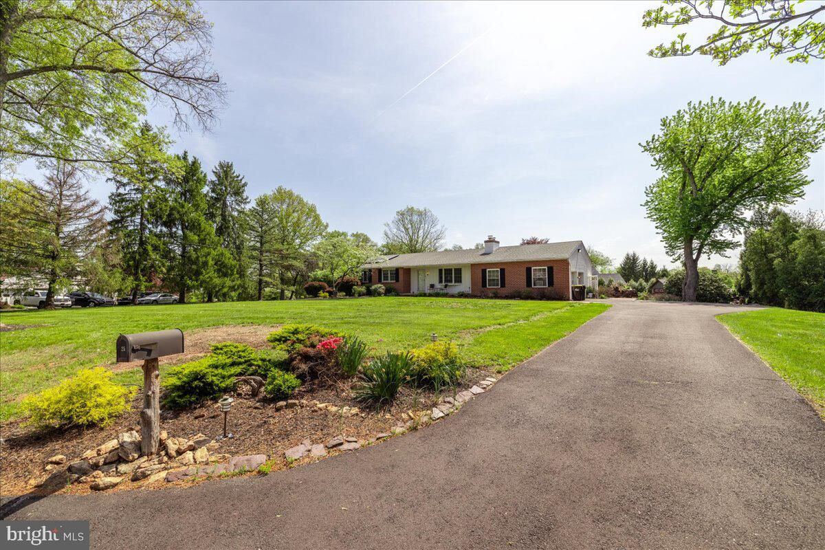 Property Photo: 25 Acoma Lane PA 19426